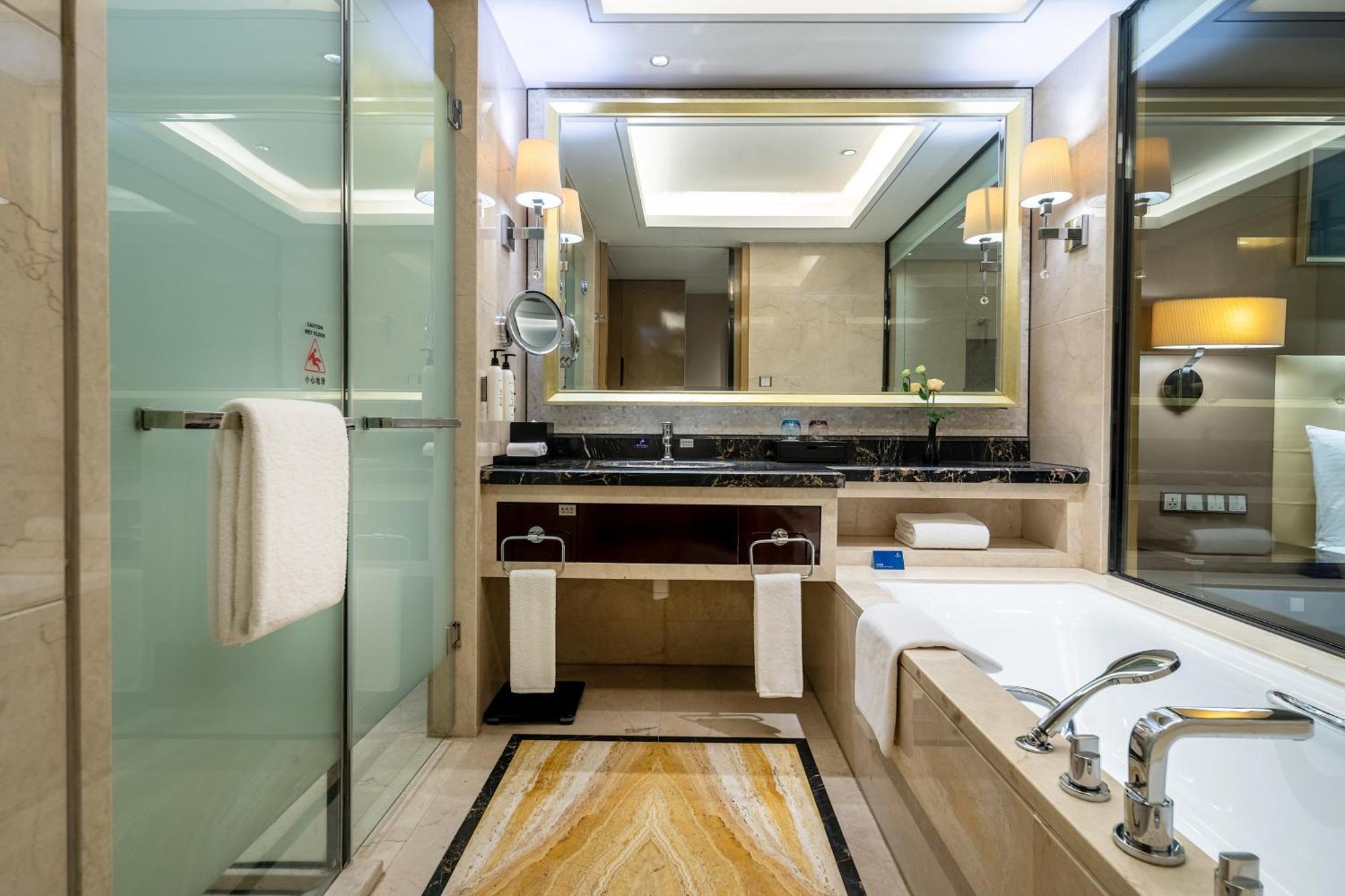 Hotel Wanda Realm Taizhou à Taizhou  Extérieur photo