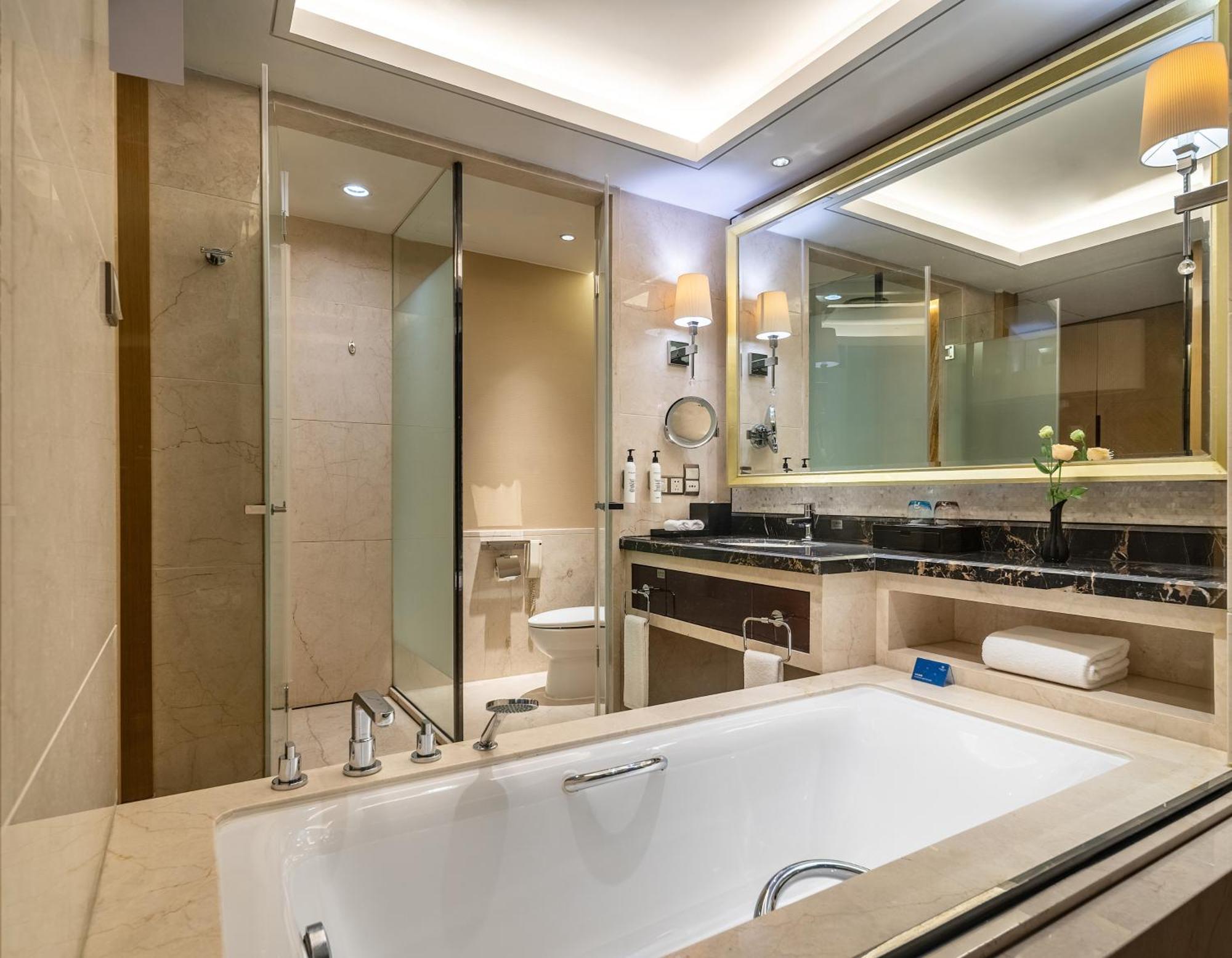 Hotel Wanda Realm Taizhou à Taizhou  Extérieur photo