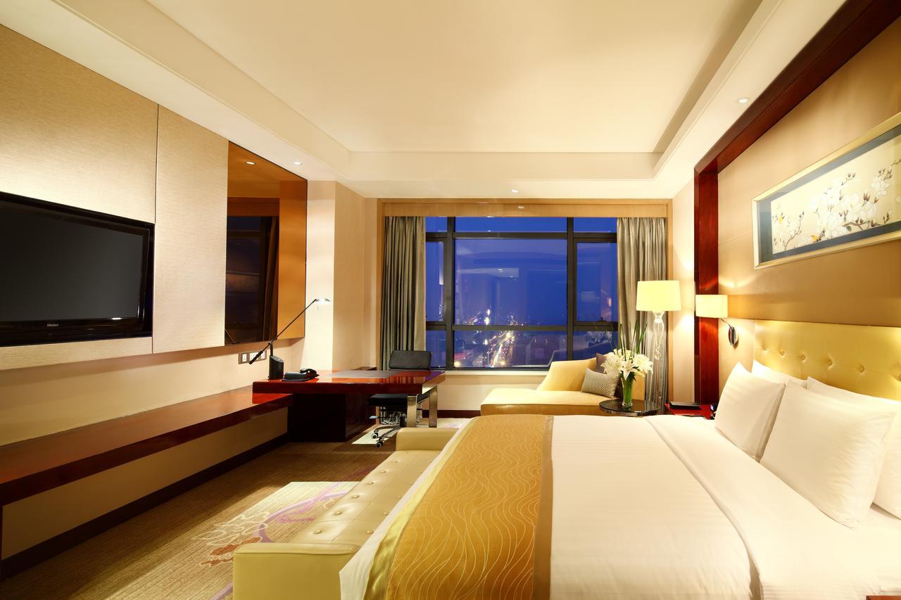Hotel Wanda Realm Taizhou à Taizhou  Extérieur photo